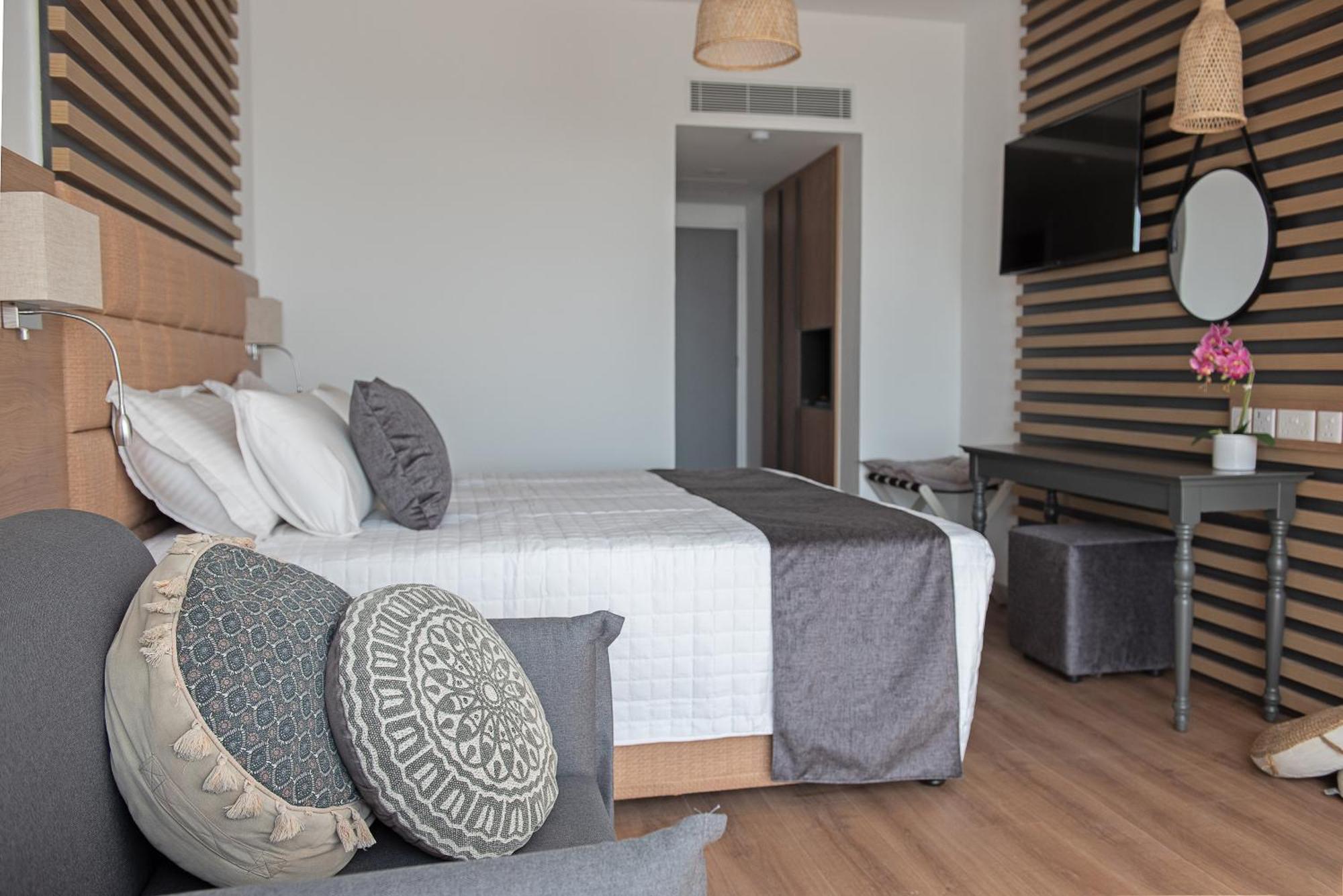 Piere - Anne Beach Hotel アヤナパ 部屋 写真