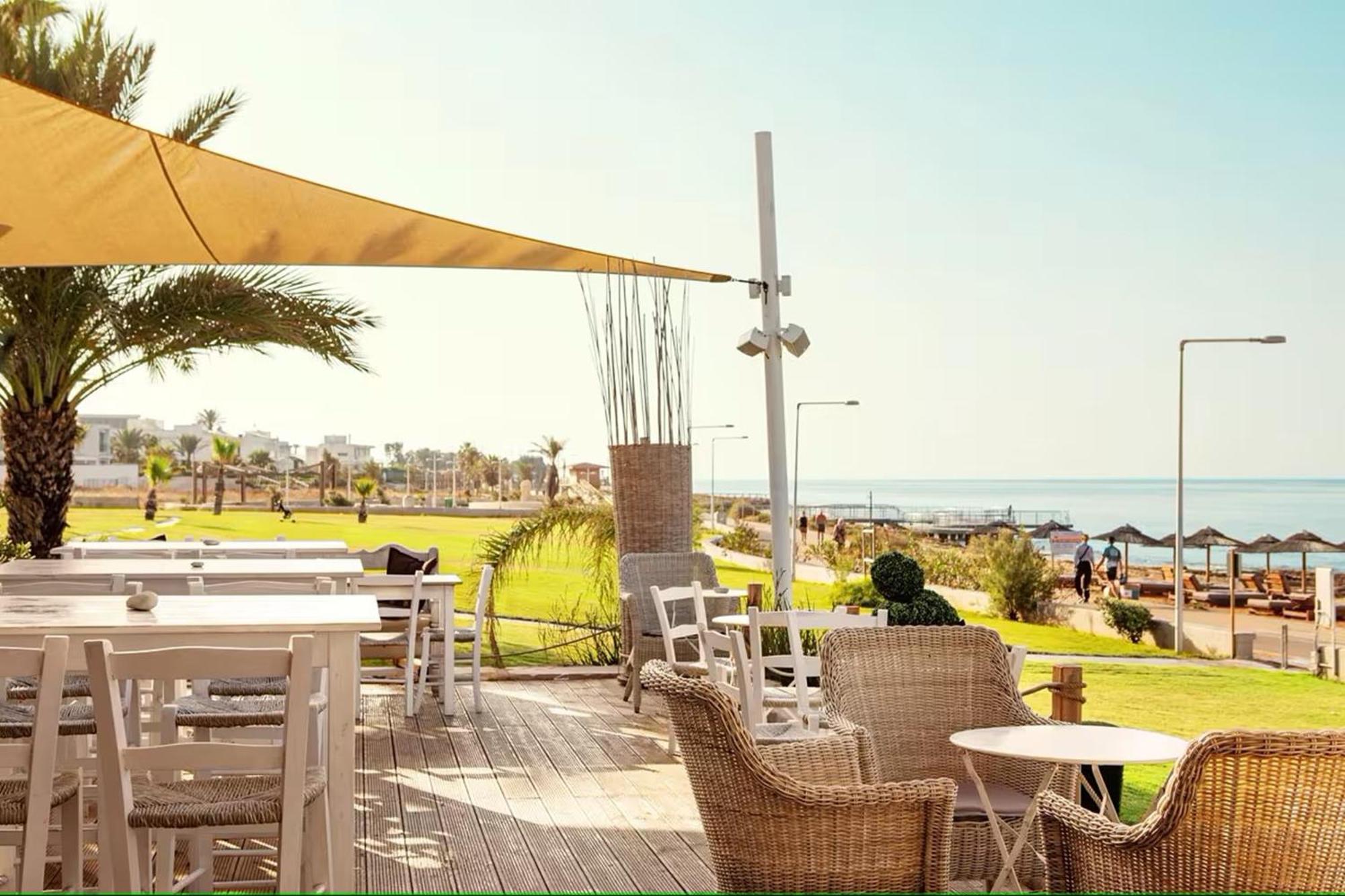 Piere - Anne Beach Hotel アヤナパ エクステリア 写真