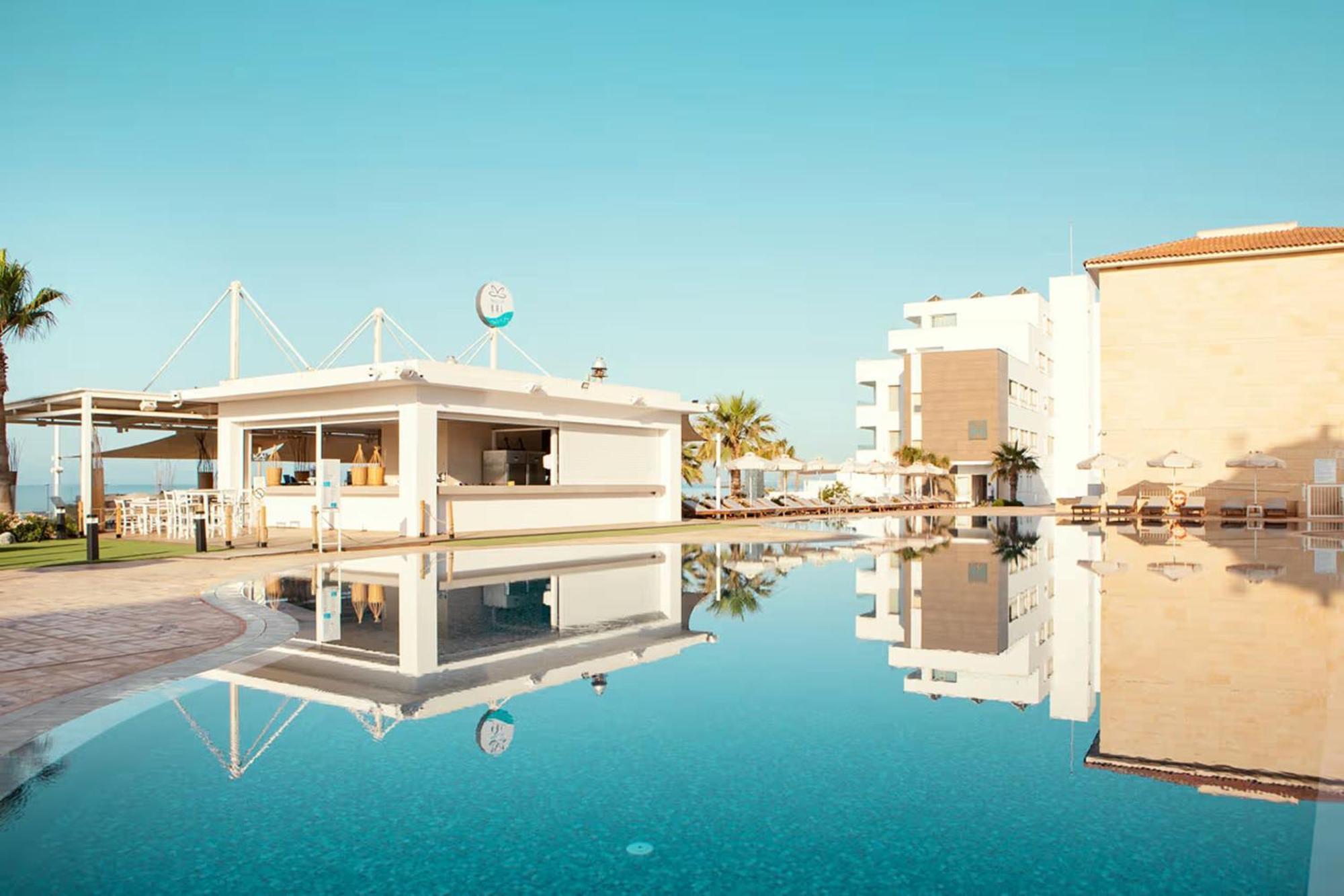 Piere - Anne Beach Hotel アヤナパ エクステリア 写真