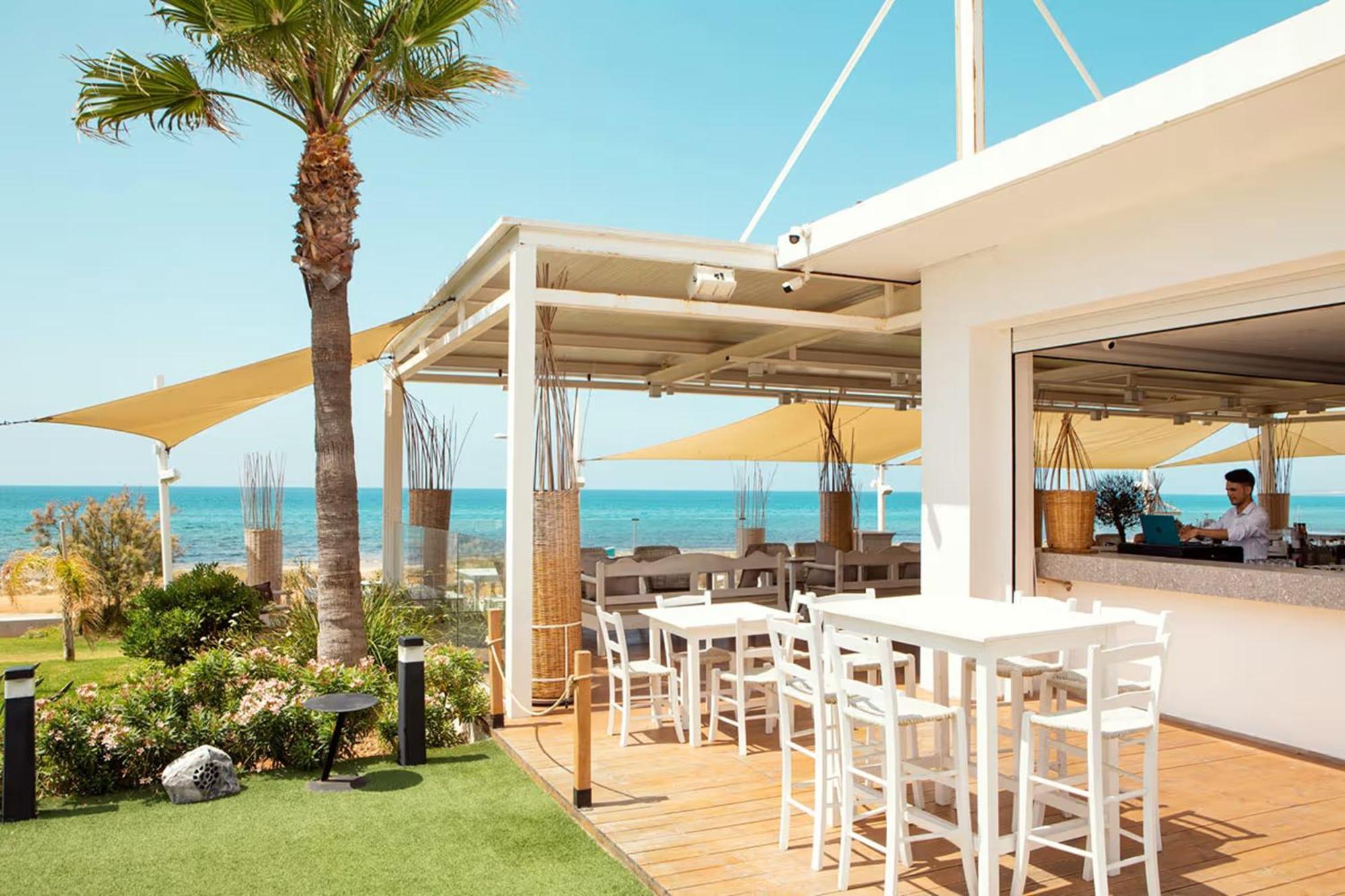 Piere - Anne Beach Hotel アヤナパ エクステリア 写真